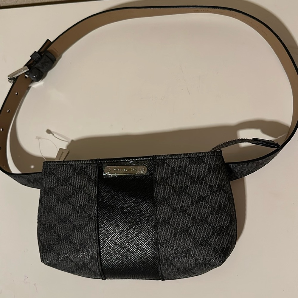 New- Michael Kors Black Belt Bag